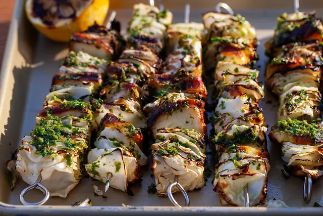 cabbage and halloumi skewers cabbage-and-halloumi-skewers-