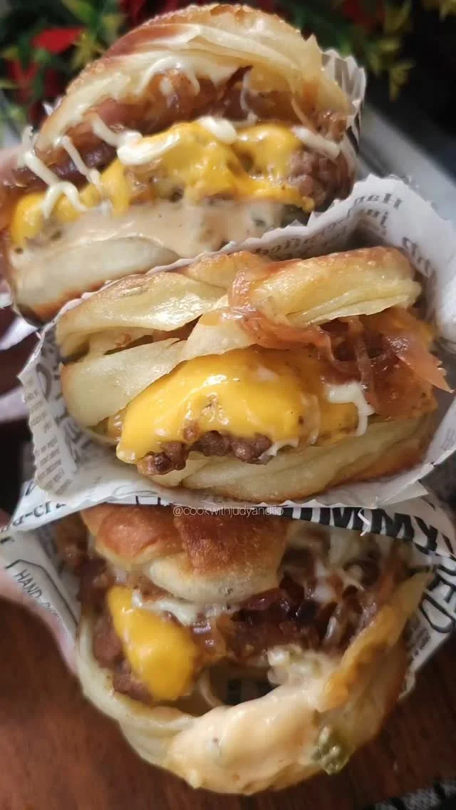 Dubai's popular Paratha Burger featuring crispy paratha and savory fillings