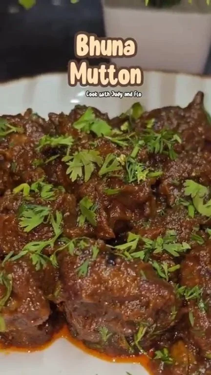 Delicious roasted mutton served with fresh herbs and spices