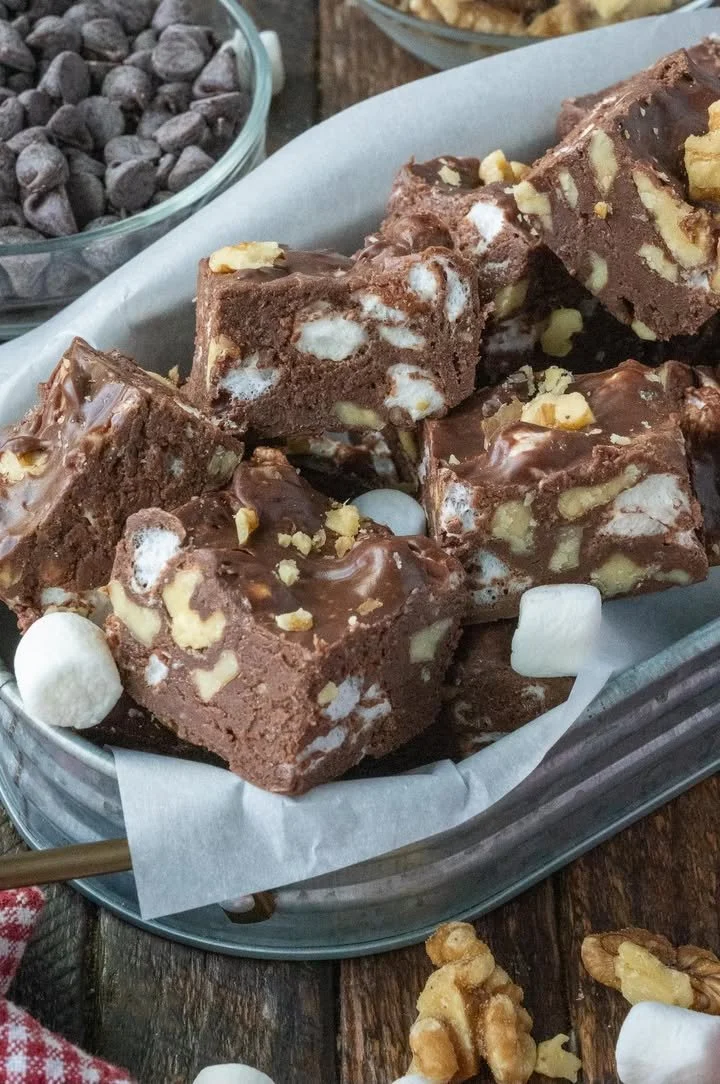 Delicious homemade Rocky Road Fudge topped with marshmallows and nuts