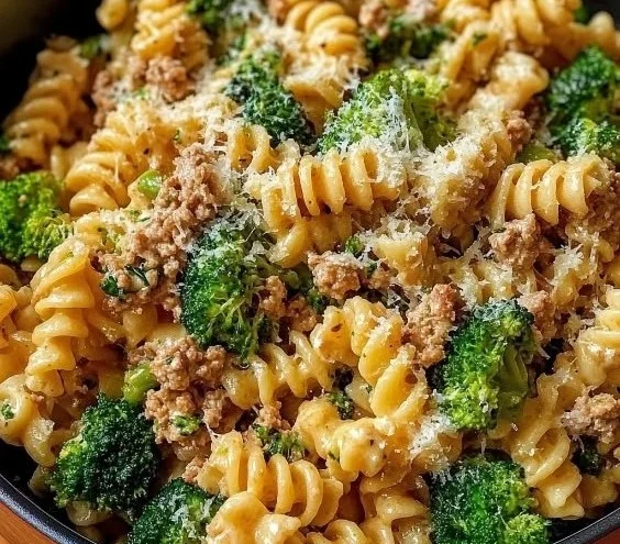 Broccoli Ground Turkey Alfredo Pasta recipe with creamy sauce and vegetables.